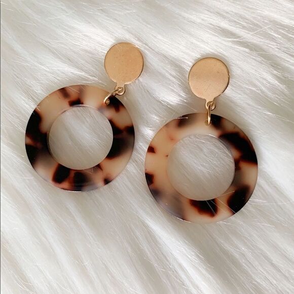 Small Animal Print Drop Earrings - Picture 1 of 2